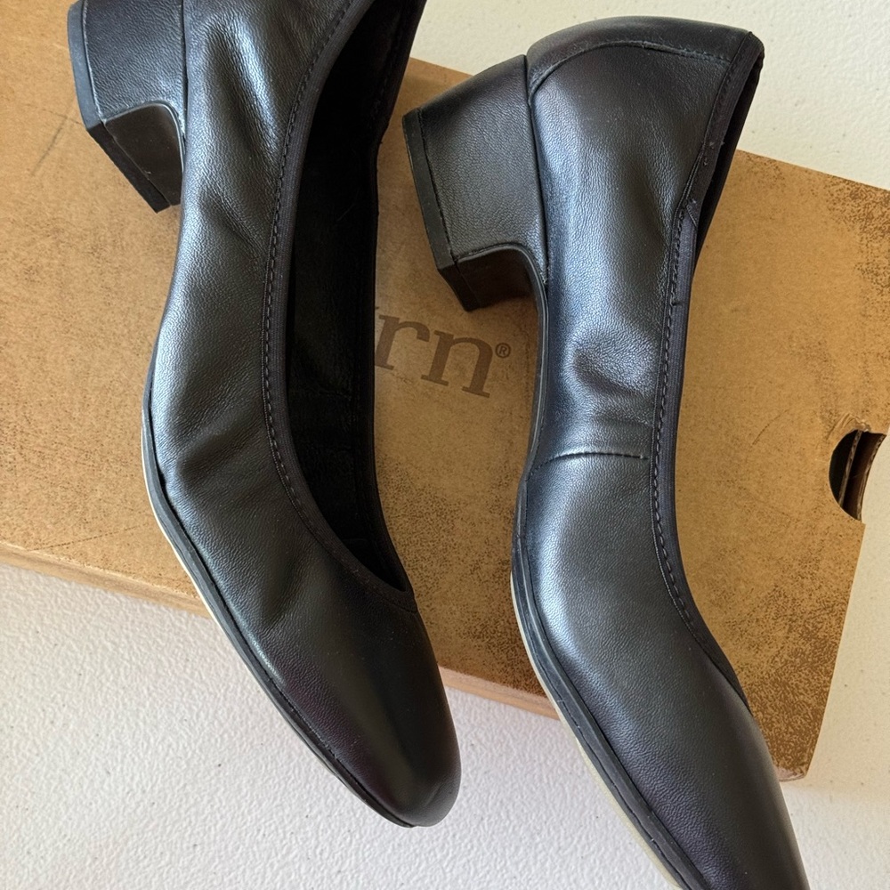 Nib, Born Viviette Ballet Block Heel, W10 - image 2